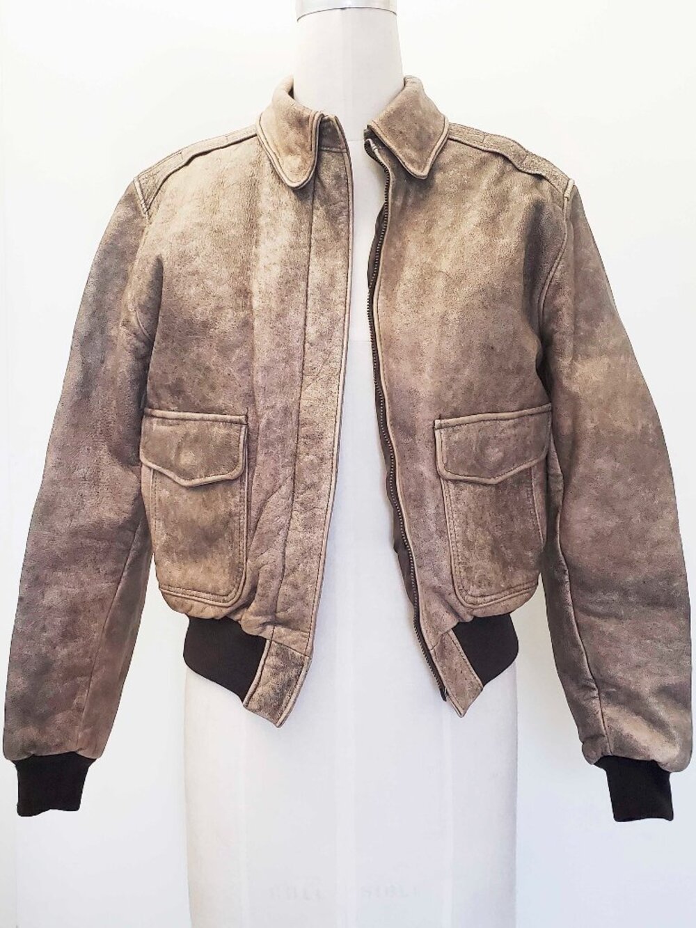 VTG L.L. Bean Women's "Flying Tiger" A-2 Leather Jacket Brown Bomber USA Made 6